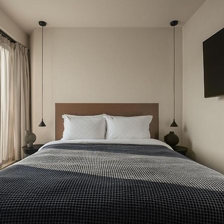 Cubic Mykonos Seafront Design Suites Орнос Экстерьер фото